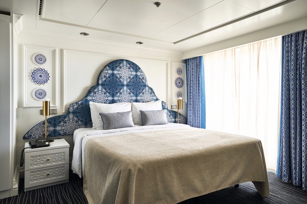 Marella Cruises Marella Voyager Voyager Suite ©Tom Fallon 10.jpg
